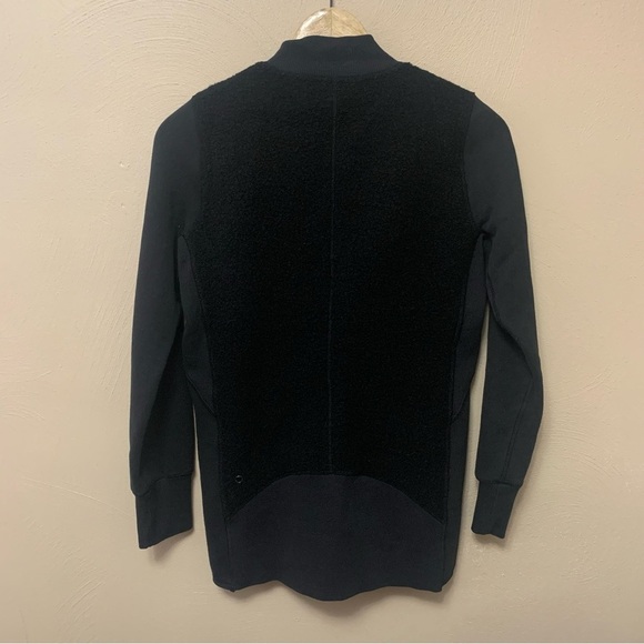 Lululemon Stand Out Sherpa Jacket in Black Size 2 W4AKOS - Picture 11 of 16